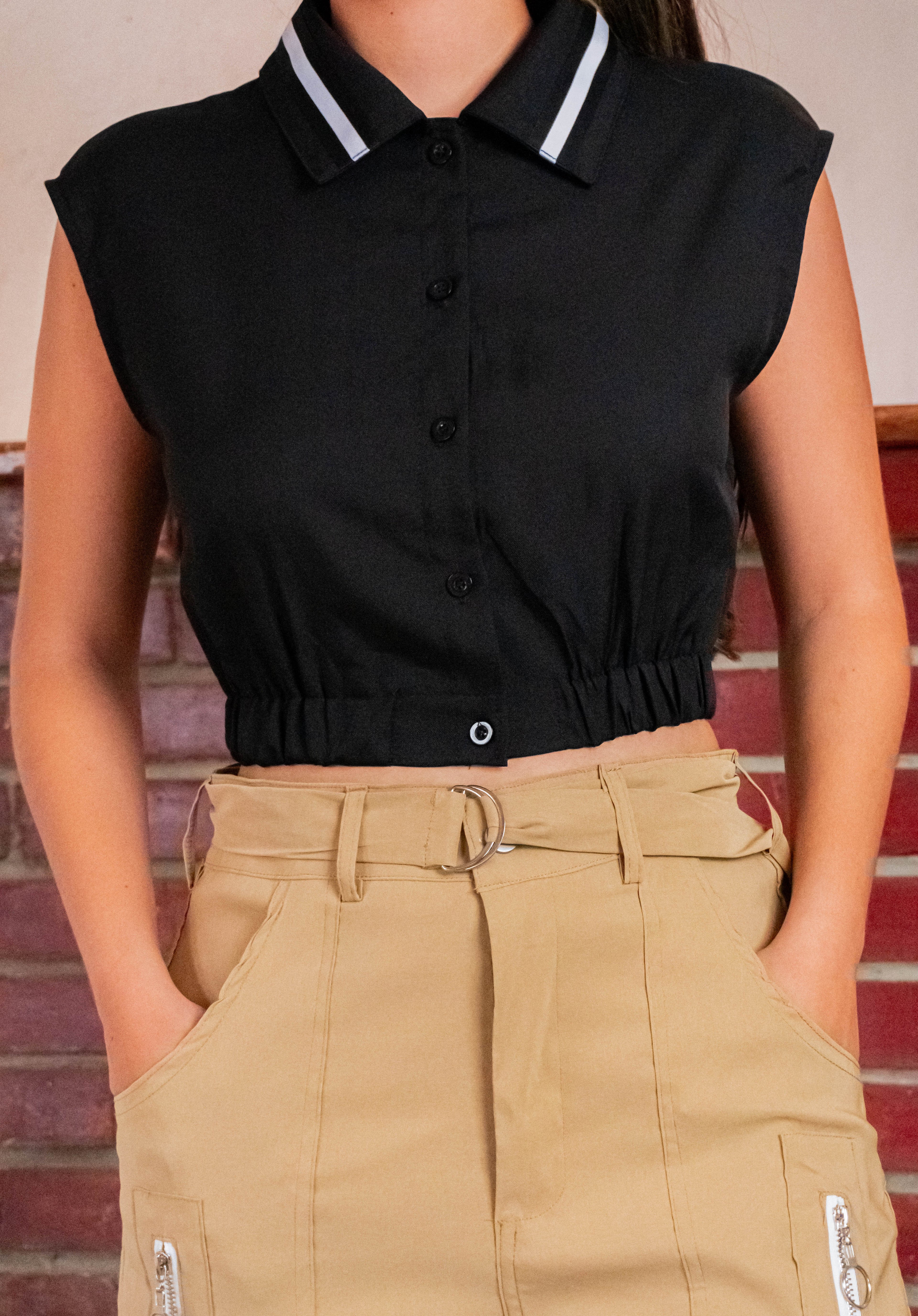 Blusa cuello combinado