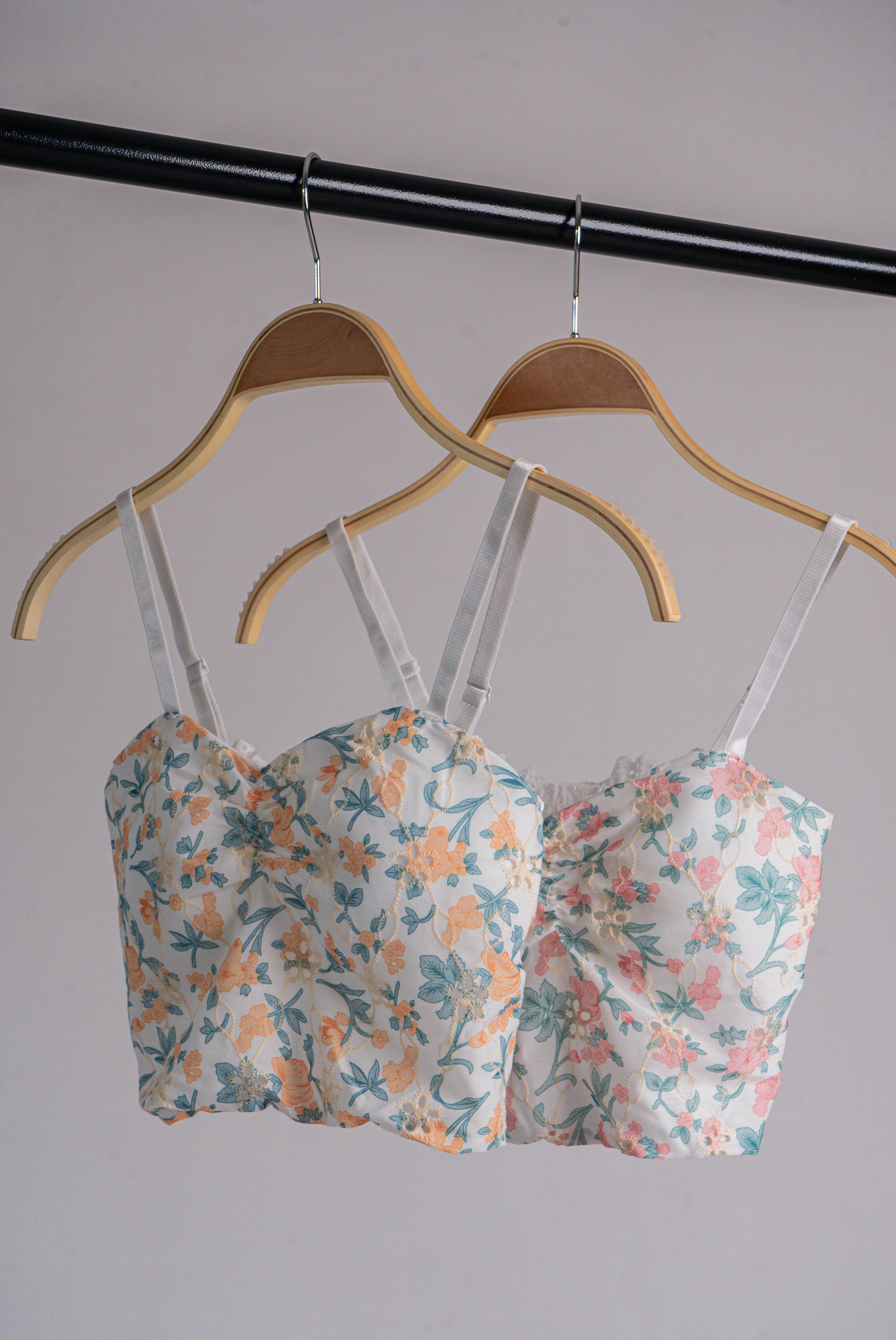 Blusa tipo corset