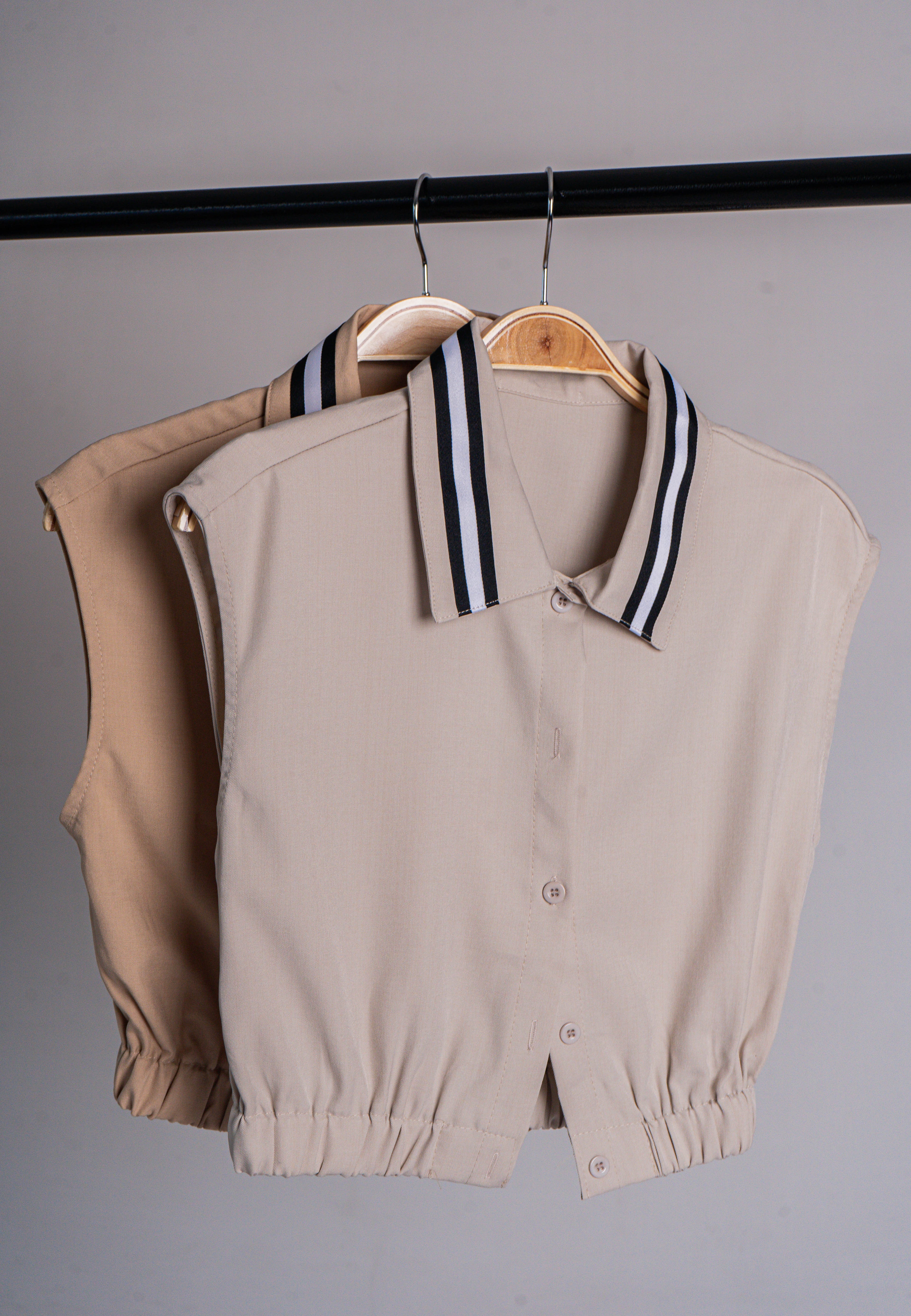 Blusa cuello combinado